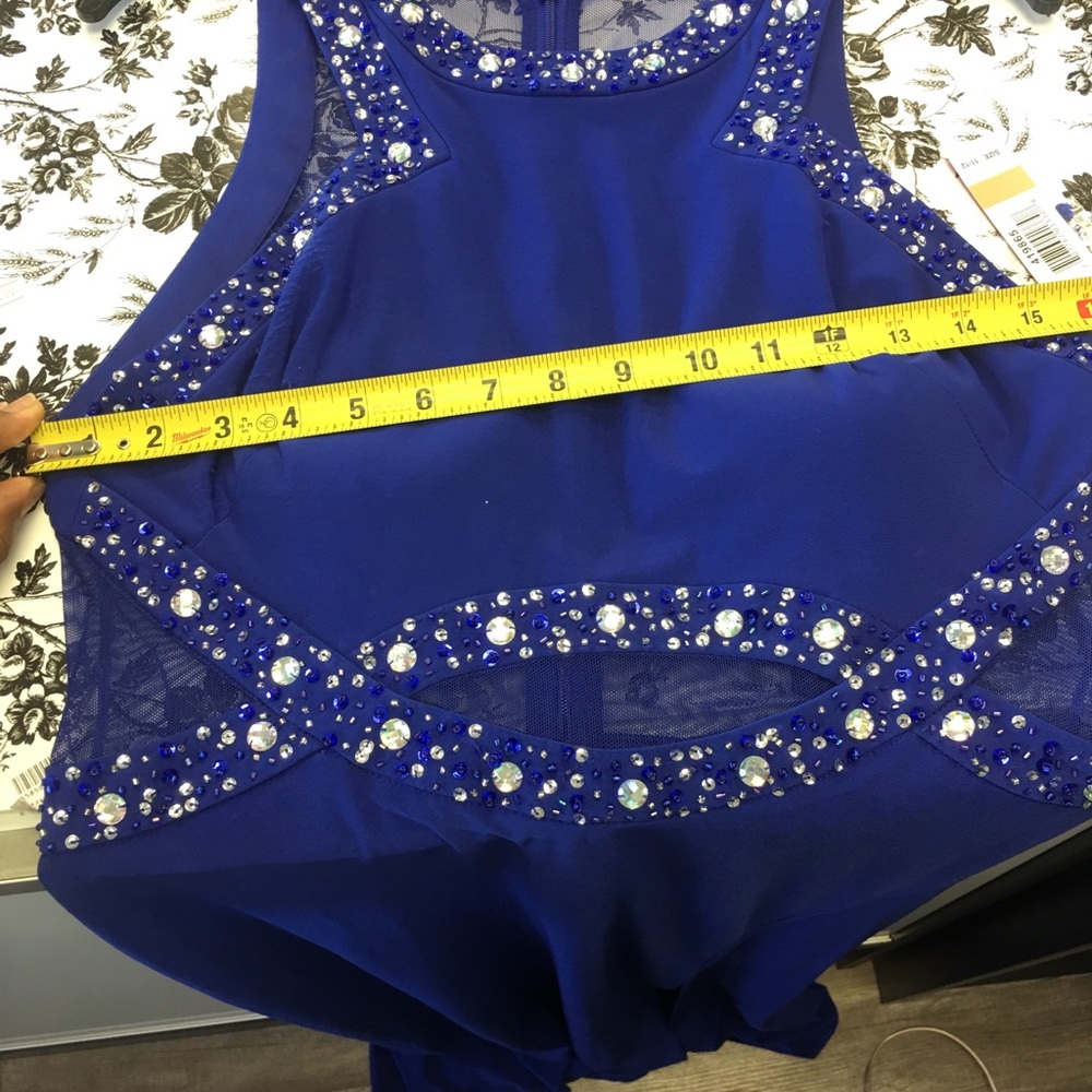 Glamorous evening gown for any occasions size11/12 - Picture 6 of 8